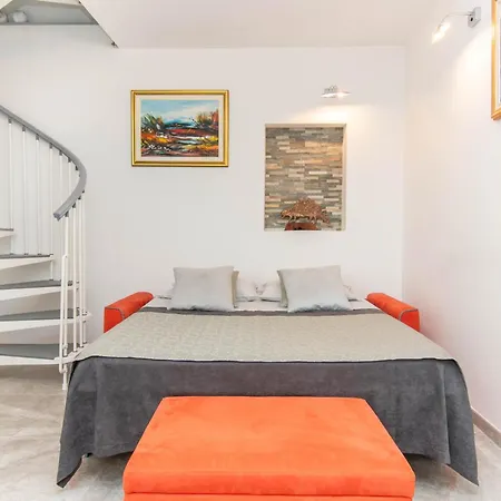 Nonna Laura Portorož