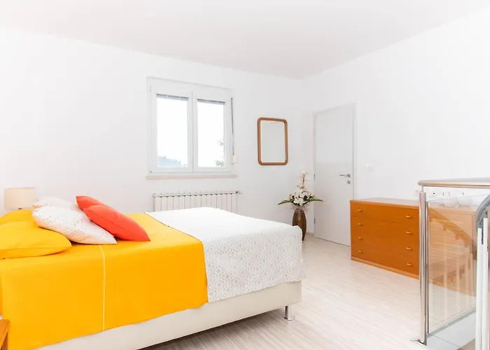 Nonna Laura * Πορτορόζ